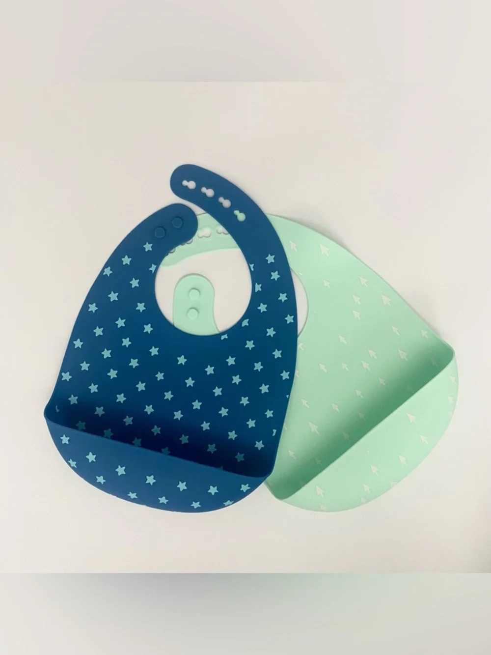 Tiny Twinkle/Cloud Island/ Mushie Silicone Baby Bibs and Mat 6-24M Set of 4